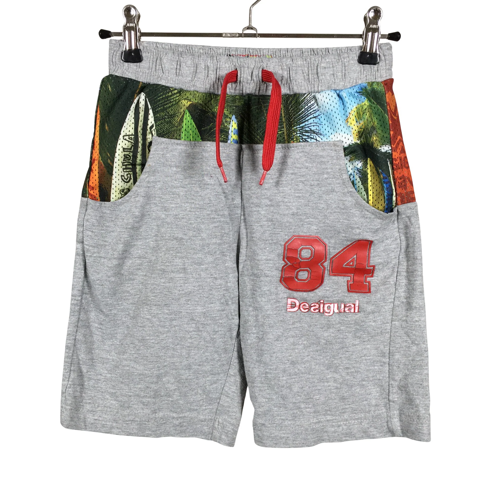 Collegeshortsit, koko 122 - 128
