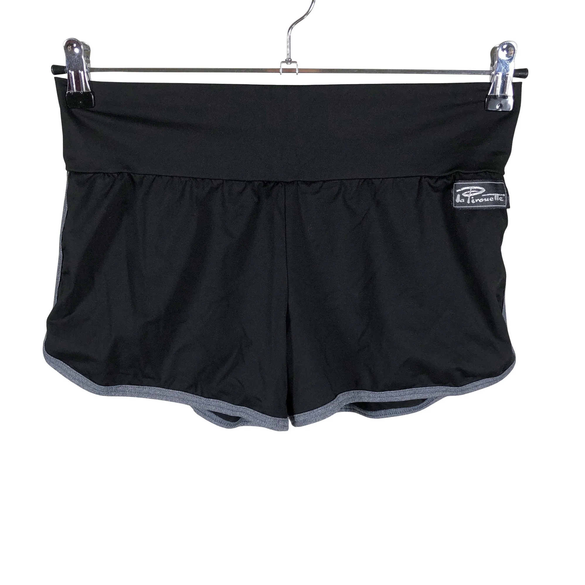 Urheilushortsit, koko 38