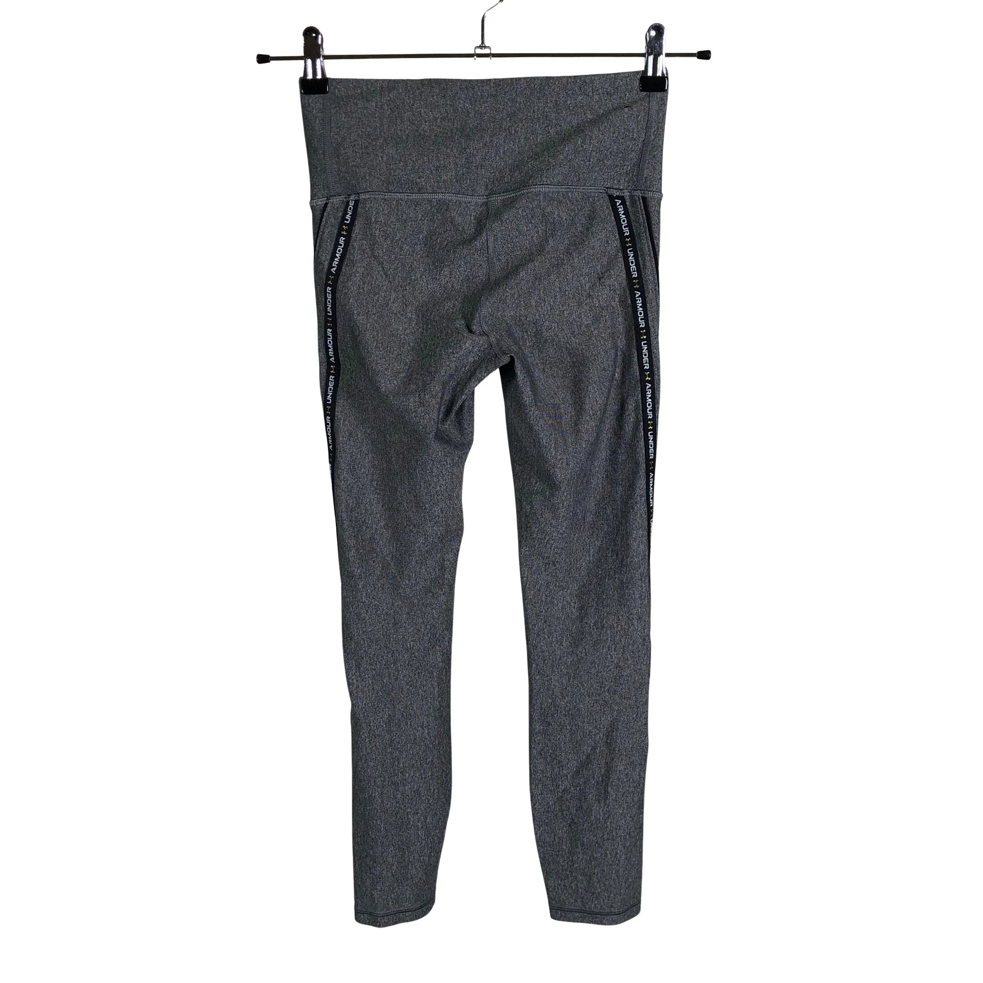 Urheilutrikoot, koko 34 - Image 2