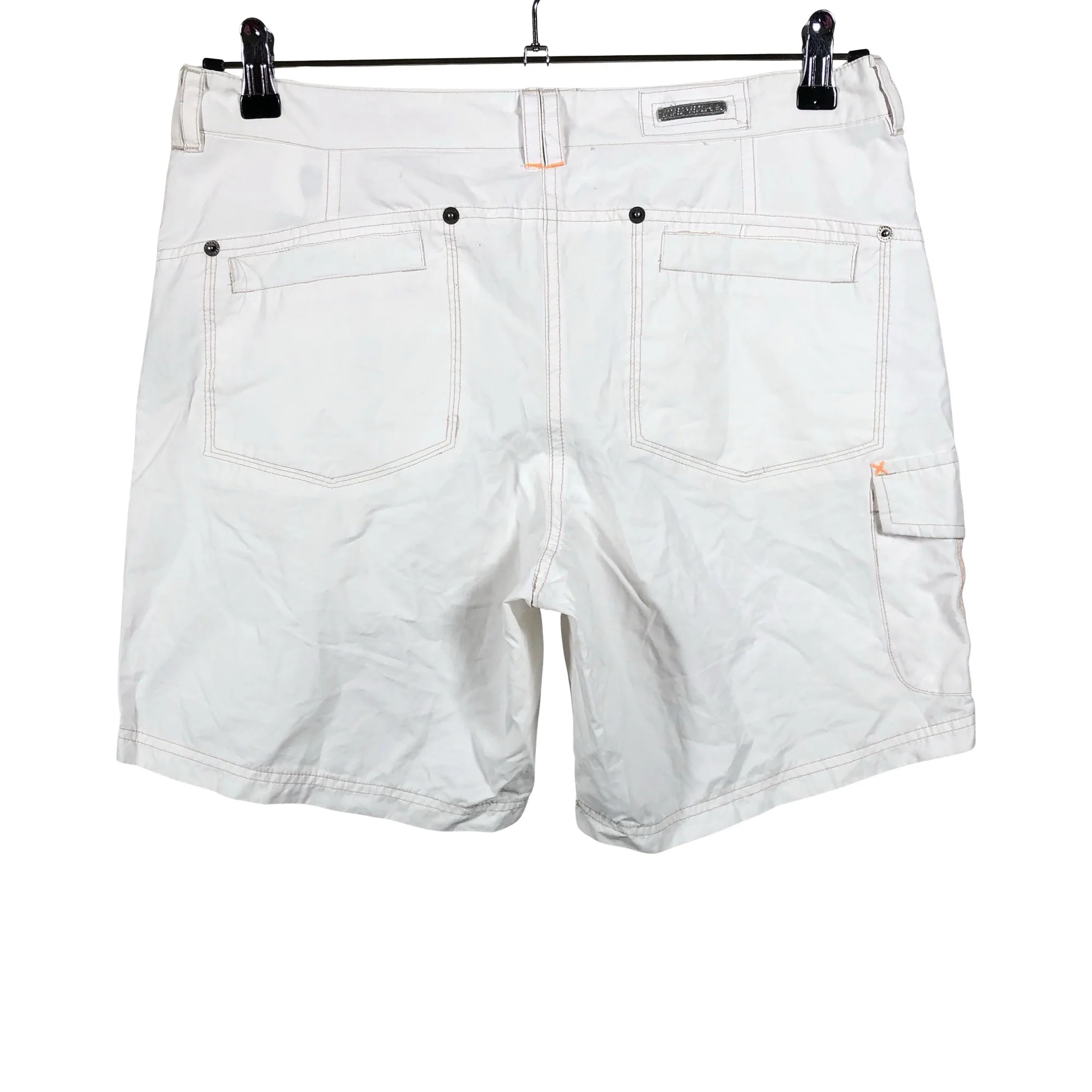 Urheilushortsit, koko 42 - Image 2